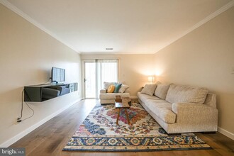 1725 Ascot Way in Reston, VA - Building Photo - Building Photo