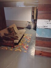 807 E 14 Mile Rd in Clawson, MI - Foto de edificio - Building Photo