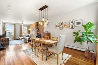 58 Myrtle St in Boston, MA - Building Photo - Building Photo