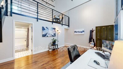 3377 Blake St in Denver, CO - Building Photo - Building Photo