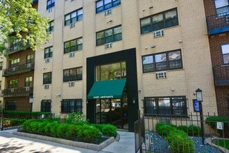456 W Barry Ave, Unit A03C in Chicago, IL - Foto de edificio - Building Photo