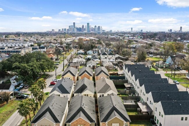 4609 Sharman St in Houston, TX - Building Photo - Building Photo