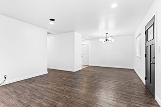 317 Tennyson Rd in Hayward, CA - Building Photo - Building Photo