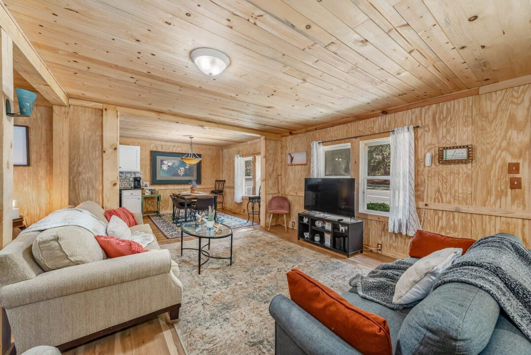 5351 AL-117 in Mentone, AL - Building Photo