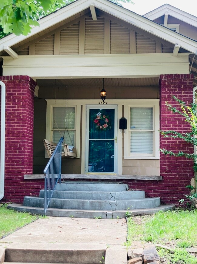 1123 S Lewis Pl in Tulsa, OK - Building Photo - Building Photo