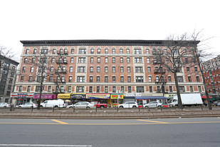 3437-3447 Broadway in New York, NY - Foto de edificio - Building Photo