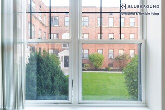 266 Harvard St in Cambridge, MA - Foto de edificio - Building Photo