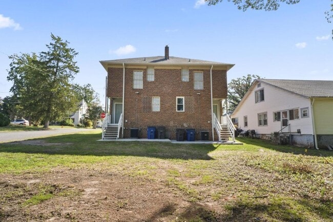 2842 Bon Air Ave in Winston-Salem, NC - Building Photo - Building Photo