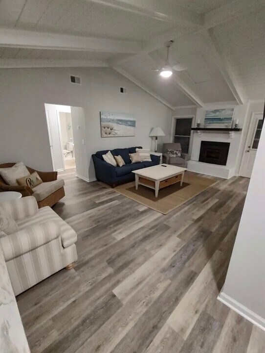 1170 Shoreside Way in Mount Pleasant, SC - Building Photo
