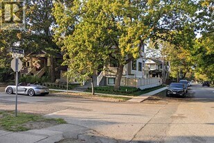 3653 Laurel St in Vancouver, BC - Building Photo