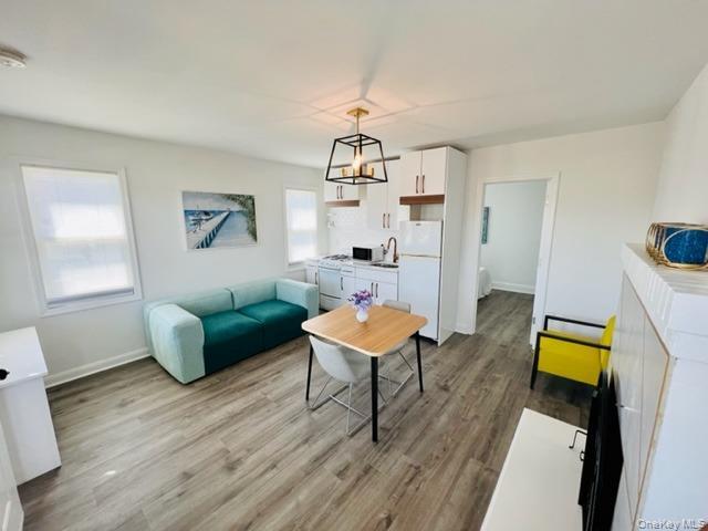 833 Oceanfront in Long Beach, NY - Building Photo - Building Photo
