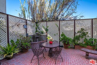 2423 4th St in Santa Monica, CA - Building Photo - Building Photo