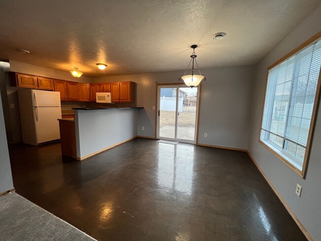 1602 S Campbell Trail in Sioux Falls, SD - Building Photo - Building Photo