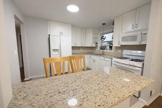 2775 Morris Ave, Unit 1 in Union, NJ - Foto de edificio - Building Photo