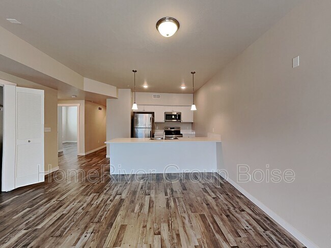 10222 W Ustick Rd in Boise, ID - Building Photo - Building Photo