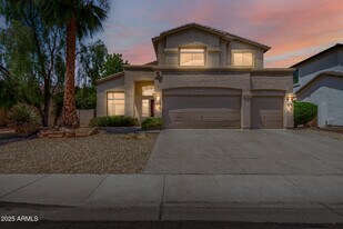 6804 W Lone Cactus Dr in Glendale, AZ - Building Photo