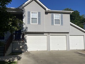 6924 N Edison Ave in Kansas City, MO - Building Photo