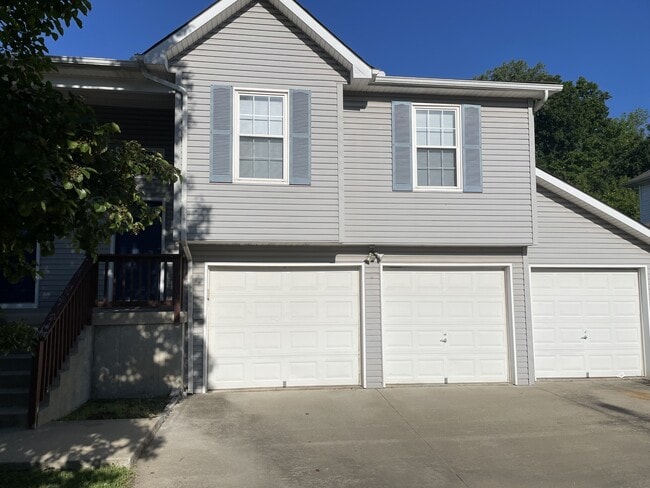 property at 6924 N Edison Ave