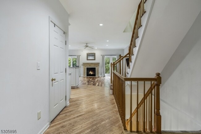 5 Hidden Pond Ct, Unit 2632-305 in Raritan, NJ - Building Photo - Building Photo