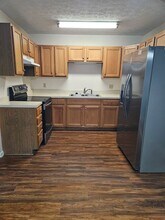 104 Bitter Sweet Rd in Jeffersonville, IN - Building Photo - Building Photo