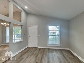 8308 Steamboat Ln in Tampa, FL - Building Photo - Building Photo
