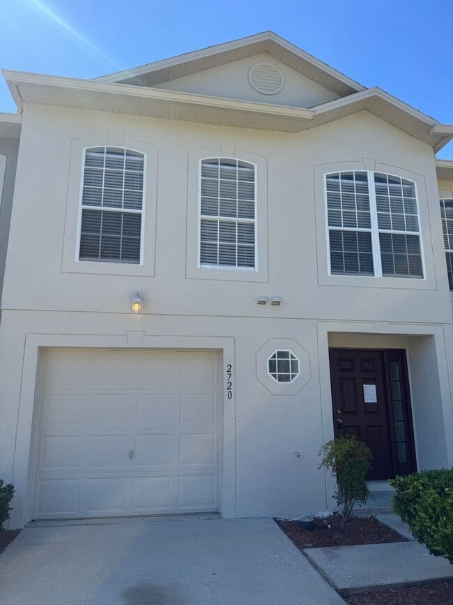 property at 2720 Merrieweather Ln