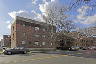 150-16 73rd Ave in Flushing, NY - Building Photo - Building Photo