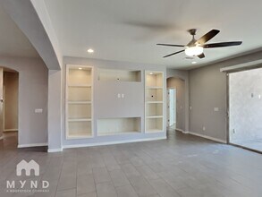 11924 N Van Gogh Way in Tucson, AZ - Building Photo - Building Photo