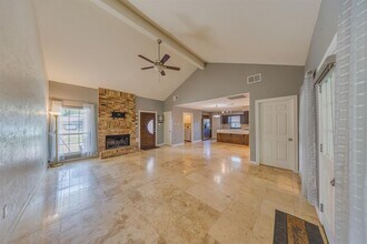 7807 Battlecreek Dr in Houston, TX - Building Photo - Building Photo