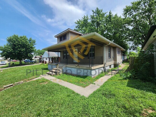 737 S Belleview Pl in Indianapolis, IN - Building Photo - Building Photo