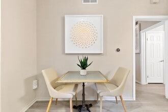La Costa Villas in Dallas, TX - Building Photo - Building Photo