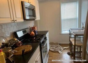 28 L St, Unit 1 in Boston, MA - Building Photo