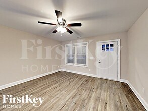 5775 Sumter Ave in Kannapolis, NC - Foto de edificio - Building Photo