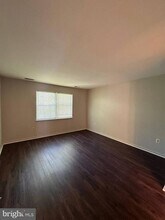 721 Timber Ln in Langhorne, PA - Foto de edificio - Building Photo