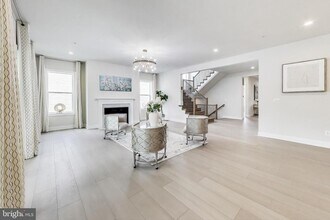 6934 Renita Ln in Bethesda, MD - Building Photo - Building Photo
