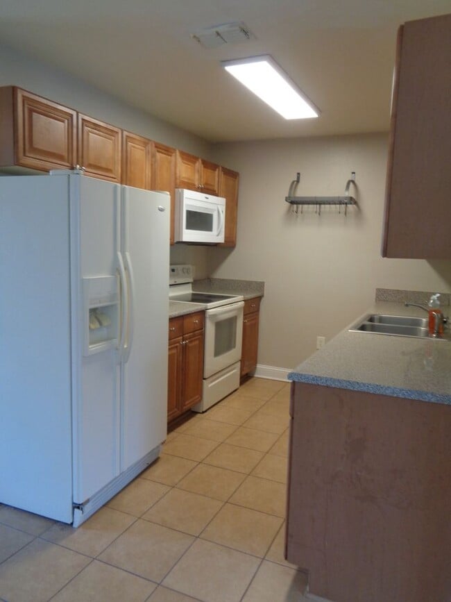 590 Wingspan Way in Crestview, FL - Building Photo - Building Photo