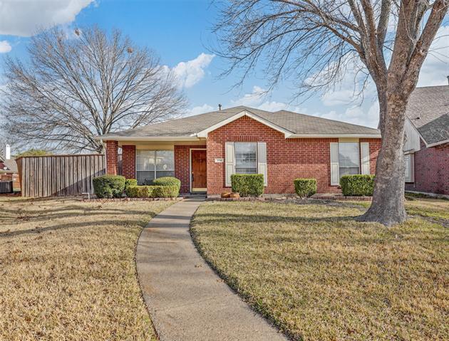 2914 Daisy Ct in Garland, TX - Foto de edificio - Building Photo