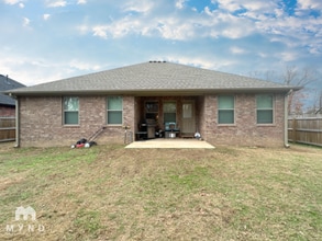 1311 Valley Dr in Gentry, AR - Building Photo - Building Photo