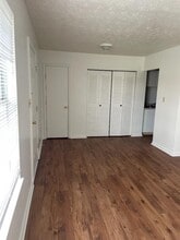 98 Andrea Dr in Nicholasville, KY - Building Photo - Building Photo