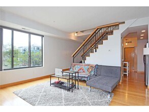 10 E 26th St-Unit -321 in Minneapolis, MN - Building Photo - Building Photo