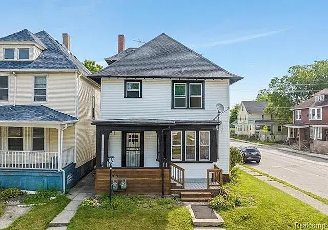 2402 Sheridan St in Detroit, MI - Building Photo - Building Photo