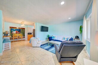 282 Fay Dr in Indialantic, FL - Building Photo - Building Photo