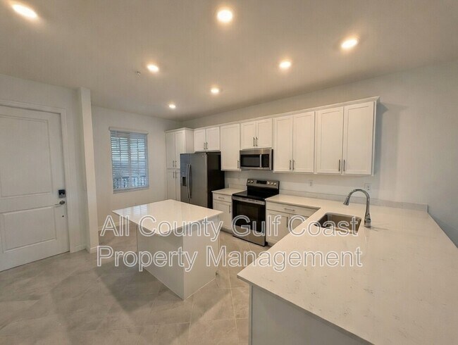 19140 Scallop Lp in Lakewood Ranch, FL - Building Photo - Building Photo