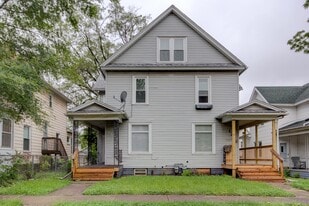 1228-1230 15th St in Rock Island, IL - Building Photo