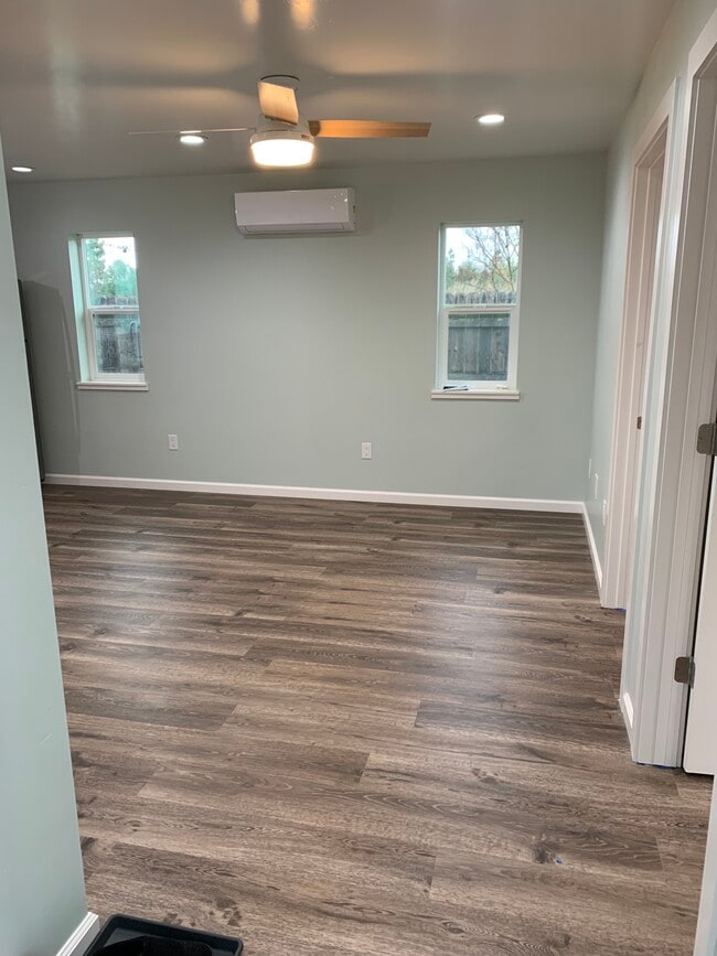 7125 Bari Ct in Elk Grove, CA - Building Photo - Building Photo