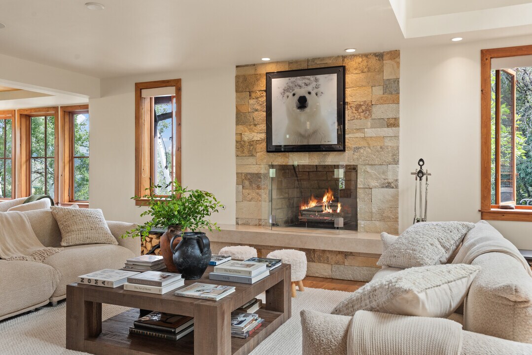 71 N Ridge Ln in Snowmass Village, CO - Building Photo