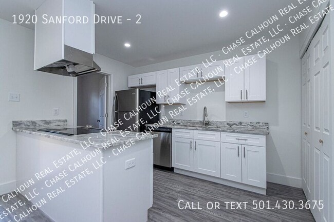 1920 Sanford Dr