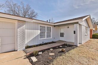 6611 Canton Ave in Lubbock, TX - Foto de edificio - Building Photo