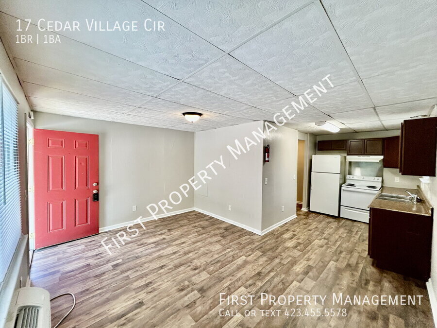 17 Cedar Village Cir in Fort Oglethorpe, GA - Building Photo