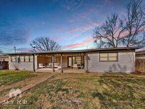 3613 40th St in Lubbock, TX - Building Photo - Building Photo